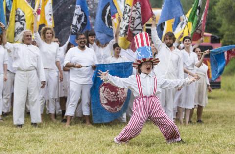 Bread & Puppet
